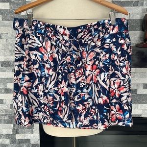 St John's Bay Active Sz Large Navy Multi Floral Belted Skort w/Front Pockets